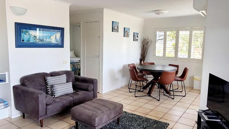 Joanne Apartments Caloundra Exteriör bild